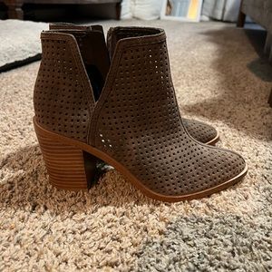 Brand new size 8 1. State brown booties
